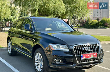 Внедорожник / Кроссовер Audi Q5 2016 в 
