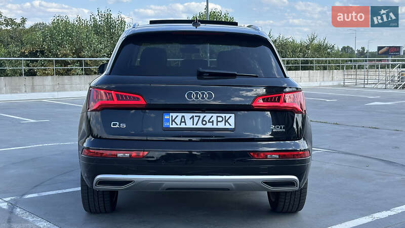 Внедорожник / Кроссовер Audi Q5 2018 в Киеве