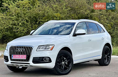 Позашляховик / Кросовер Audi Q5 2016 в Рівному