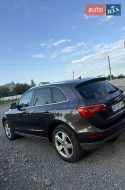 Внедорожник / Кроссовер Audi Q5 2011 в 