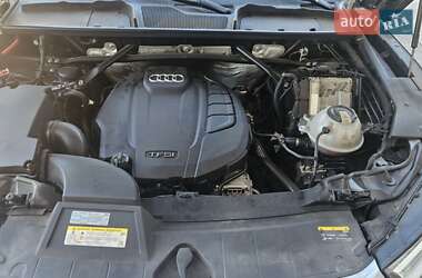 Внедорожник / Кроссовер Audi Q5 2020 в 