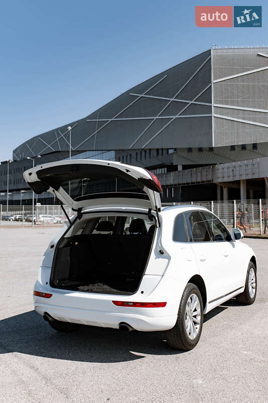 Позашляховик / Кросовер Audi Q5 2013 в Львові