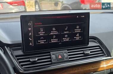 Внедорожник / Кроссовер Audi Q5 2022 в 