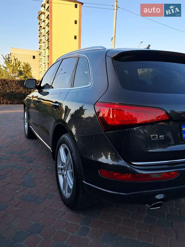 Внедорожник / Кроссовер Audi Q5 2015 в Днепре