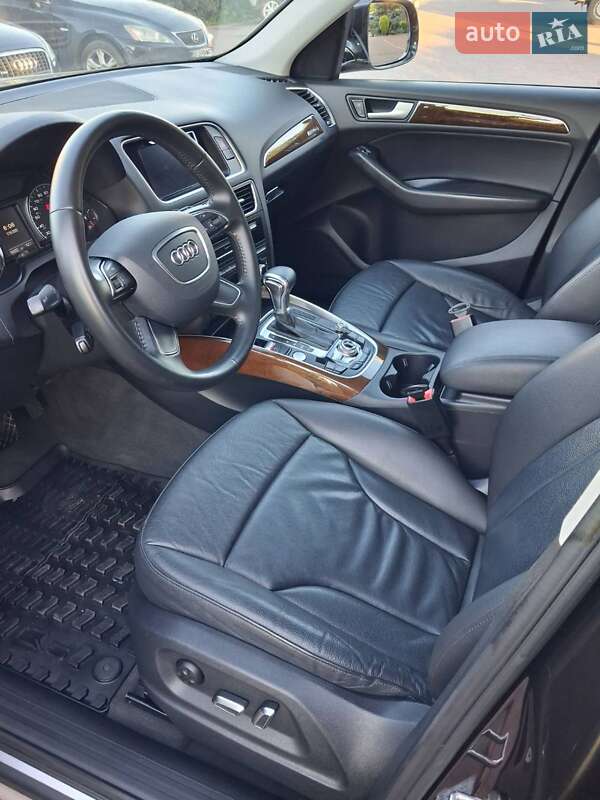 Внедорожник / Кроссовер Audi Q5 2015 в Днепре