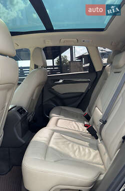 Внедорожник / Кроссовер Audi Q5 2013 в 