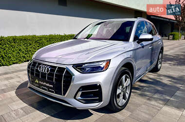 Внедорожник / Кроссовер Audi Q5 2022 в 