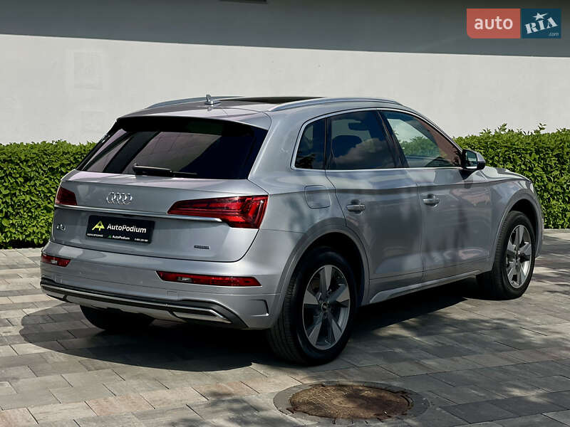 Внедорожник / Кроссовер Audi Q5 2022 в Киеве