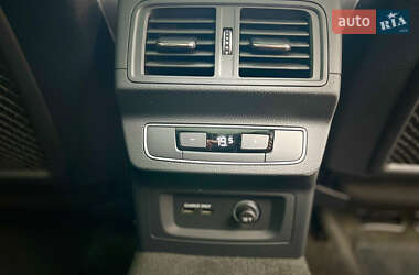 Внедорожник / Кроссовер Audi Q5 2022 в 