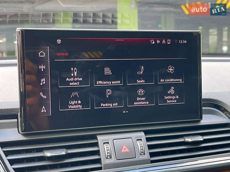 Внедорожник / Кроссовер Audi Q5 2022 в Киеве