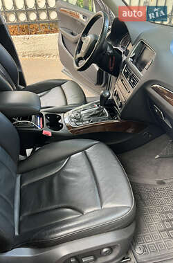 Внедорожник / Кроссовер Audi Q5 2011 в 