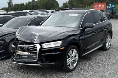 Внедорожник / Кроссовер Audi Q5 2018 в 