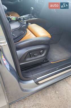 Внедорожник / Кроссовер Audi Q5 2011 в 