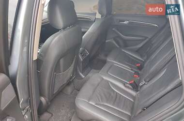Внедорожник / Кроссовер Audi Q5 2012 в 