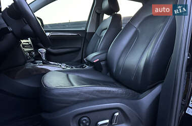 Внедорожник / Кроссовер Audi Q5 2012 в 