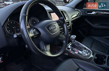 Внедорожник / Кроссовер Audi Q5 2012 в 
