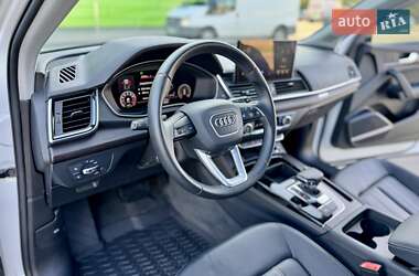 Внедорожник / Кроссовер Audi Q5 2023 в 
