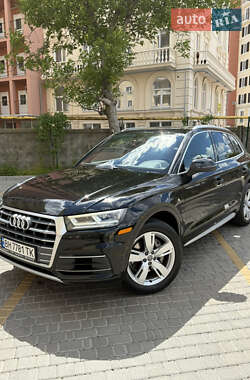 Внедорожник / Кроссовер Audi Q5 2018 в 