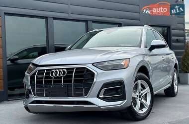 Позашляховик / Кросовер Audi Q5 2021 в Рівному