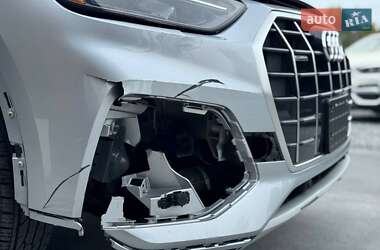 Внедорожник / Кроссовер Audi Q5 2021 в 