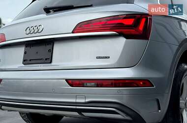 Внедорожник / Кроссовер Audi Q5 2021 в 