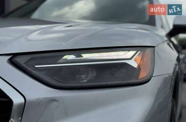 Внедорожник / Кроссовер Audi Q5 2021 в 