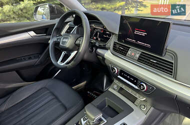 Внедорожник / Кроссовер Audi Q5 2022 в 