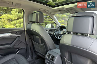 Внедорожник / Кроссовер Audi Q5 2022 в 