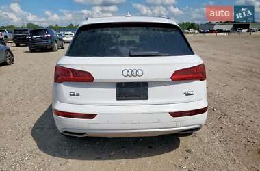 Позашляховик / Кросовер Audi Q5 2017 в 