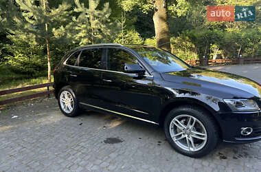 Внедорожник / Кроссовер Audi Q5 2016 в 