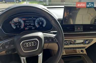 Внедорожник / Кроссовер Audi Q5 2021 в 