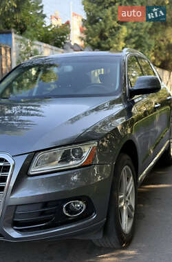 Внедорожник / Кроссовер Audi Q5 2015 в 
