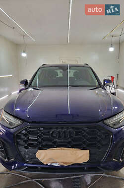 Внедорожник / Кроссовер Audi Q5 2021 в Днепре