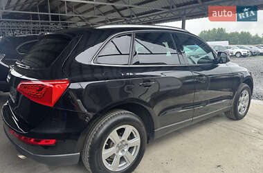 Внедорожник / Кроссовер Audi Q5 2011 в 
