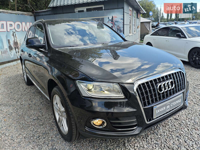 Внедорожник / Кроссовер Audi Q5 2016 в 