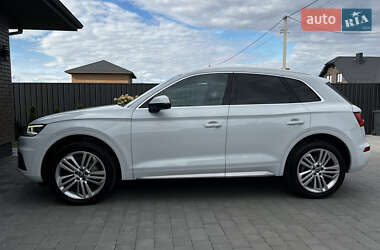 Внедорожник / Кроссовер Audi Q5 2019 в 