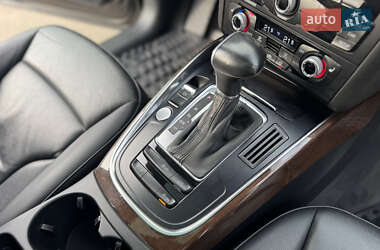Внедорожник / Кроссовер Audi Q5 2015 в 