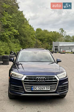 Внедорожник / Кроссовер Audi Q5 2017 в 