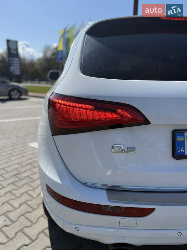 Внедорожник / Кроссовер Audi Q5 2016 в Кременчуге