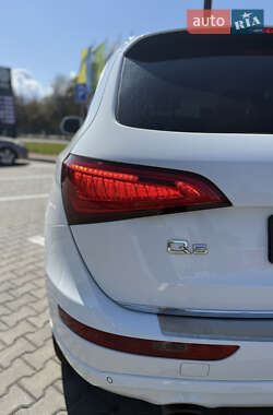 Внедорожник / Кроссовер Audi Q5 2016 в 