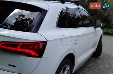 Внедорожник / Кроссовер Audi Q5 2019 в 