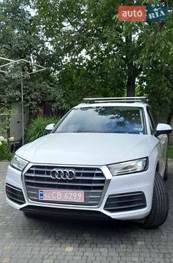 Внедорожник / Кроссовер Audi Q5 2019 в 