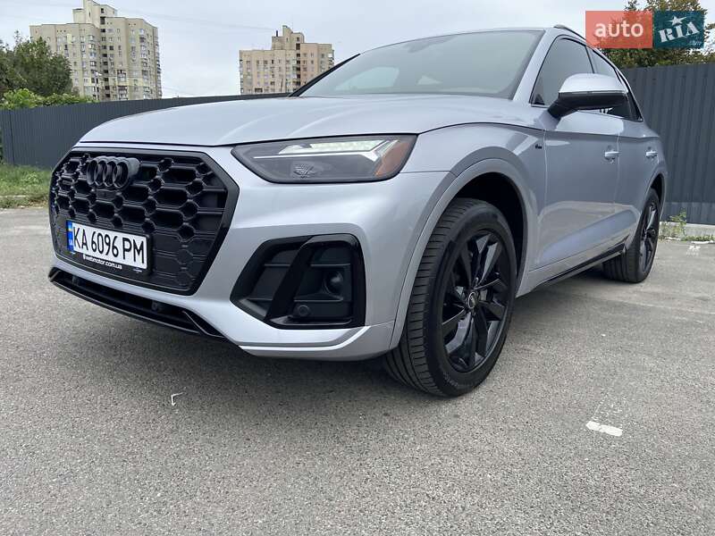 Внедорожник / Кроссовер Audi Q5 2022 в Киеве