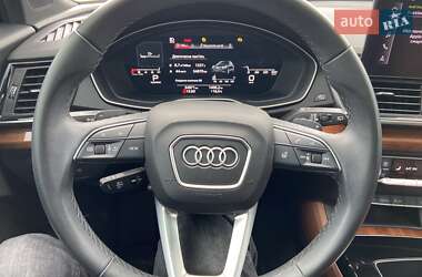Внедорожник / Кроссовер Audi Q5 2022 в 