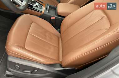 Внедорожник / Кроссовер Audi Q5 2022 в 