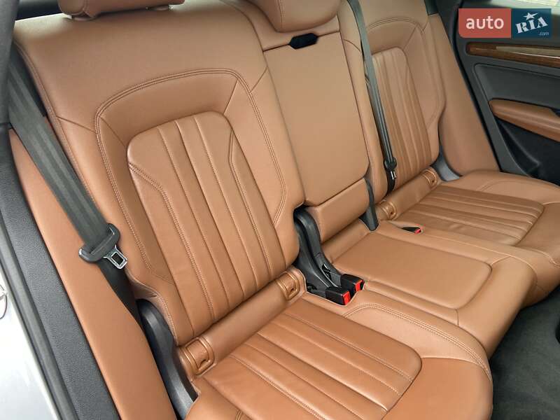 Внедорожник / Кроссовер Audi Q5 2022 в Киеве