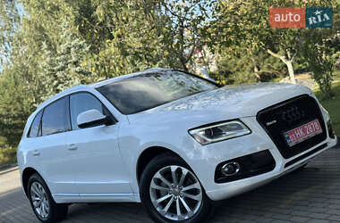 Внедорожник / Кроссовер Audi Q5 2015 в 