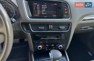 Внедорожник / Кроссовер Audi Q5 2015 в 