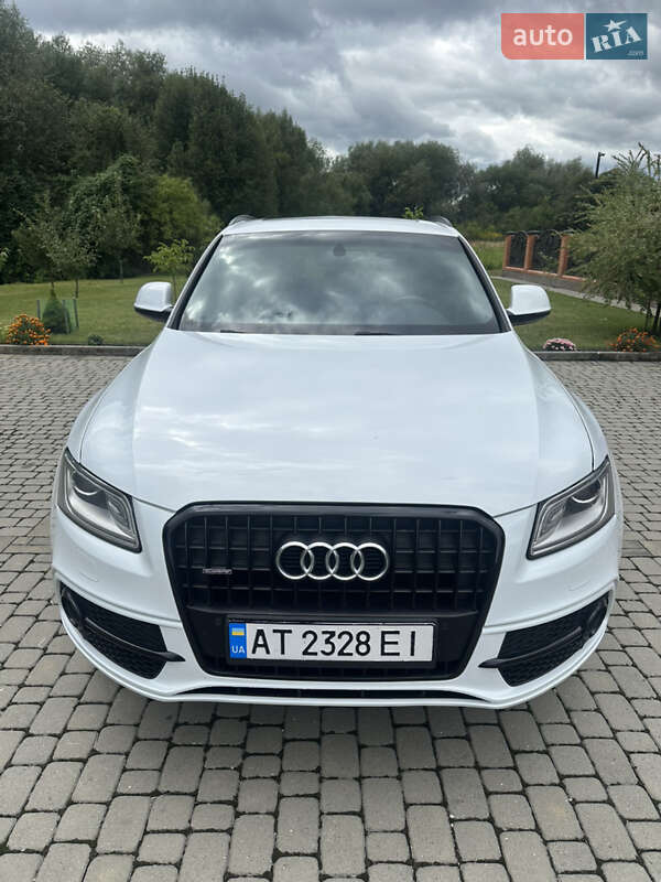 Позашляховик / Кросовер Audi Q5 2015 в Калуші