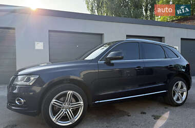 Внедорожник / Кроссовер Audi Q5 2012 в 